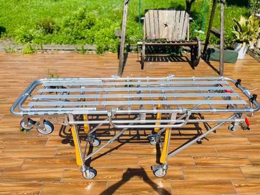 Camas de ambulancia plegables para pacientes fáciles de llevar y transportar