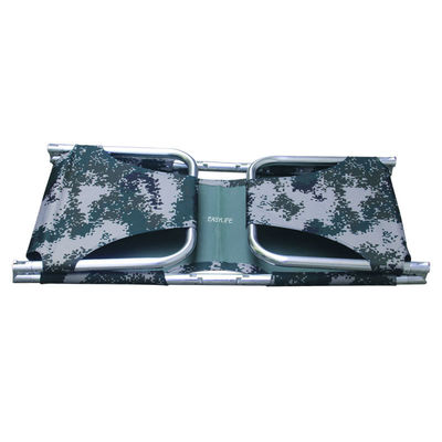 Camuflaje militar Cuatro camillas dobladas