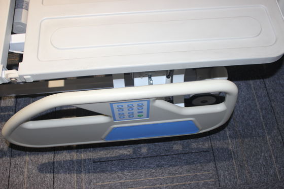 El ISO, CE certificó el fabricante eléctrico funcional YC-E5638K de la cama de hospital cinco
