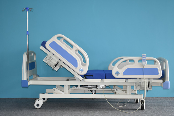 Un buen precio. 3Función Cama de hospital manual con camas plegables ABS en línea