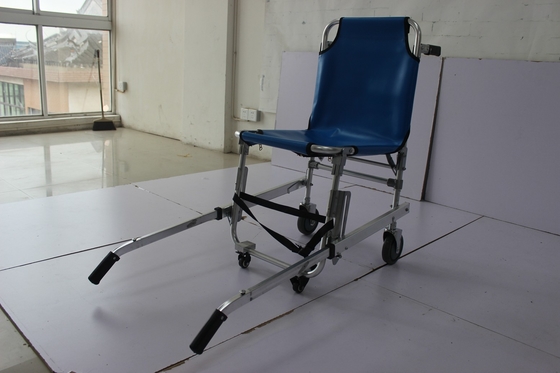 Un buen precio. ensanchador rodado los 20in de la silla de ruedas de la escalera manual de los pasos que sube sin los apoyabrazos en línea